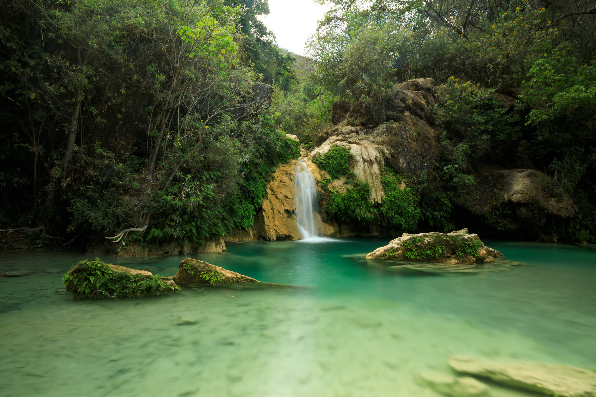 Cascadas cerca de Grutas de Cacahuamilpa