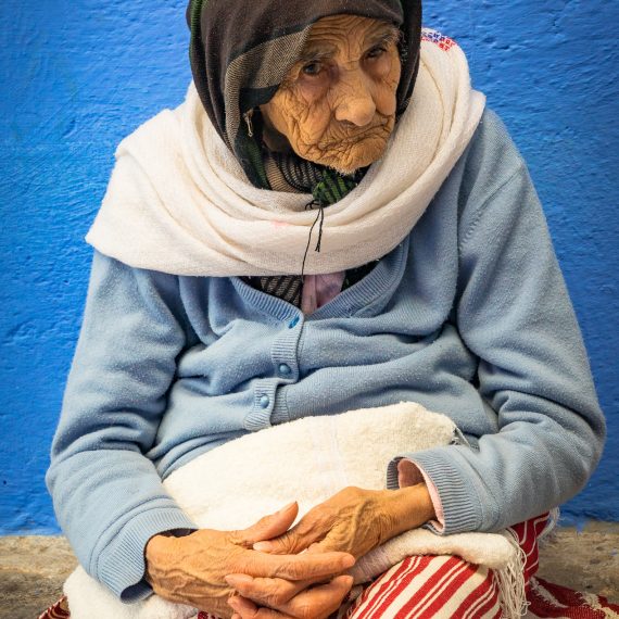 Anciana de Chefchaoen, Marruecos